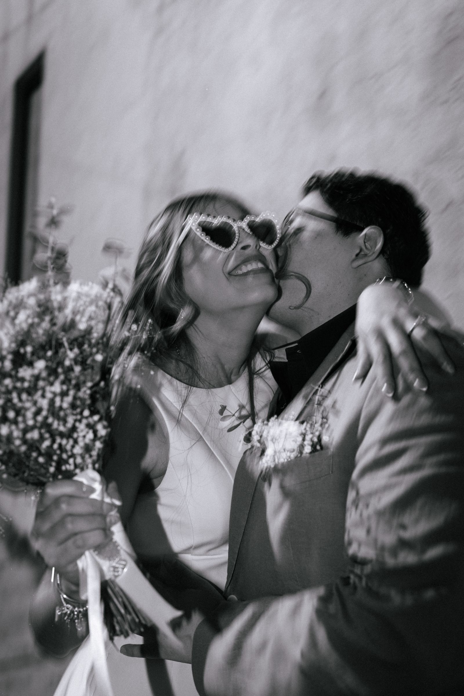 Pareja durante ceremonia al atardecer en Valle de Bravo